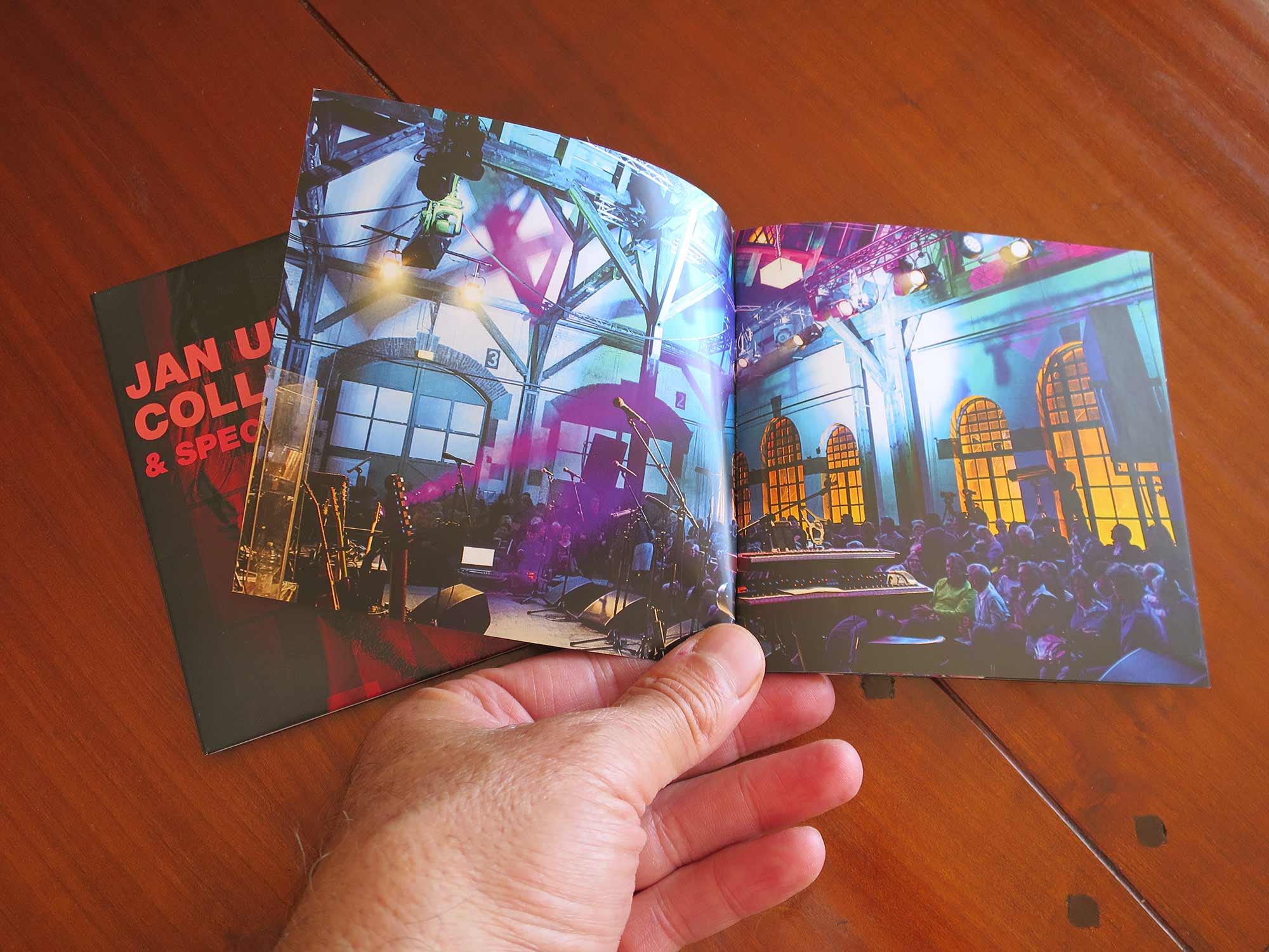 Collective-Innen-Booklet-02